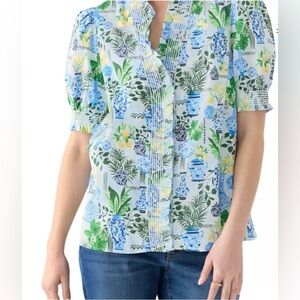 *NWOT* Crown & Ivy Smock Neck Ruffle Printed Blouse in “Blue Vase” Sz.  XL